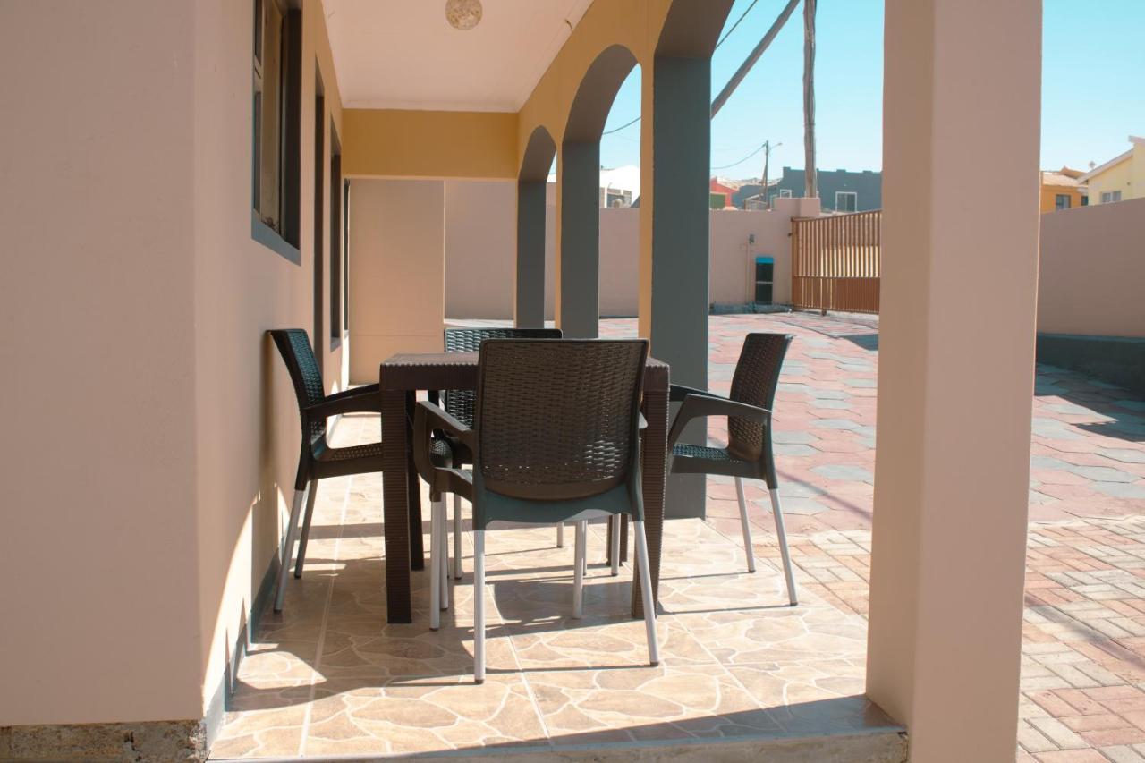 Jjp Self Catering - Three Bedroom House Luderitz Bagian luar foto